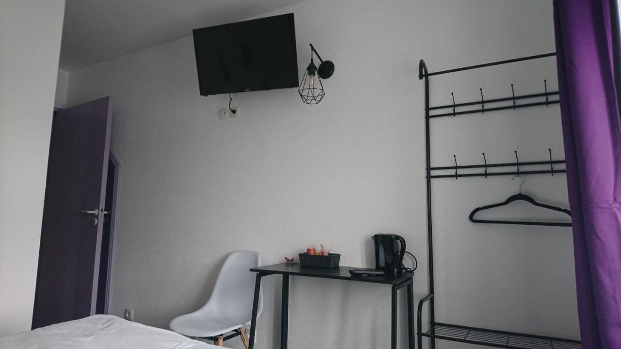 Hotel Les Deux Porches Verrieres  Экстерьер фото