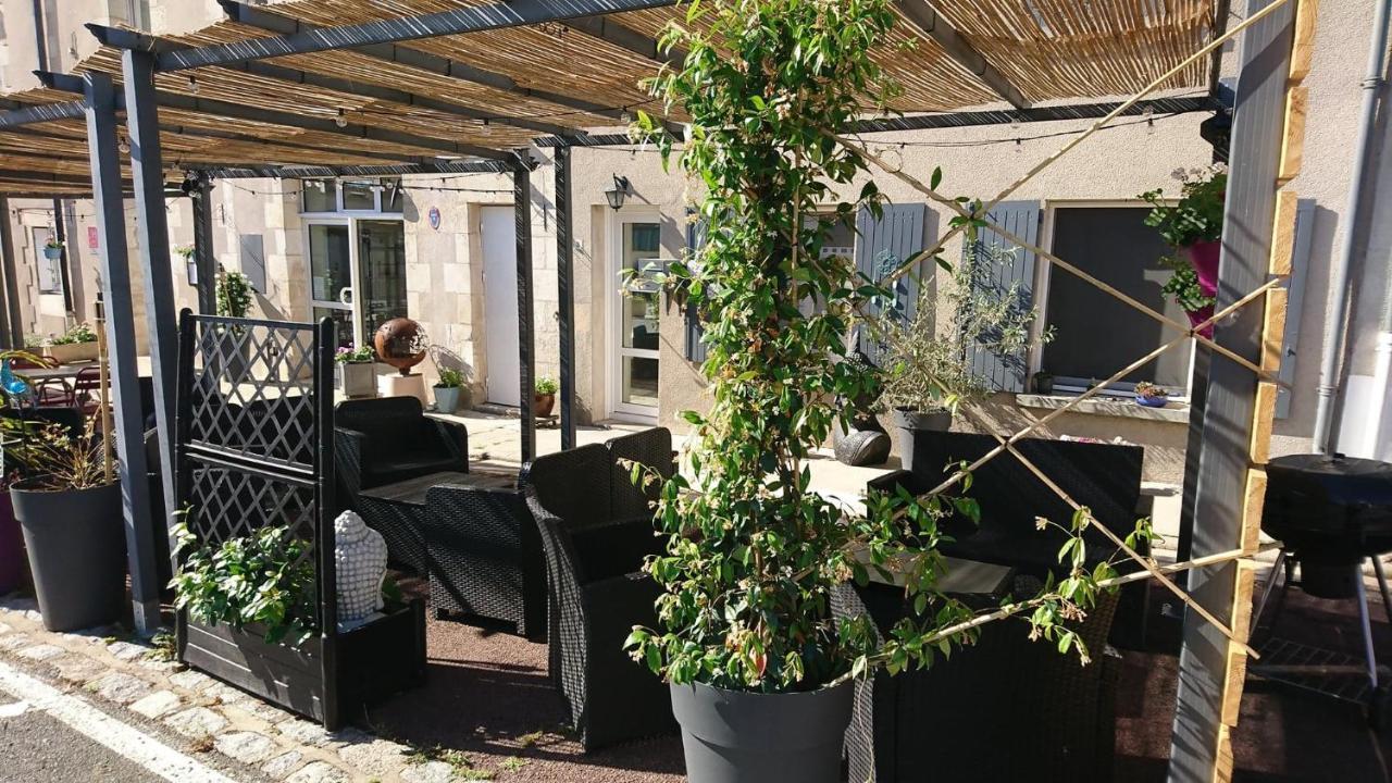 Hotel Les Deux Porches Verrieres  Экстерьер фото