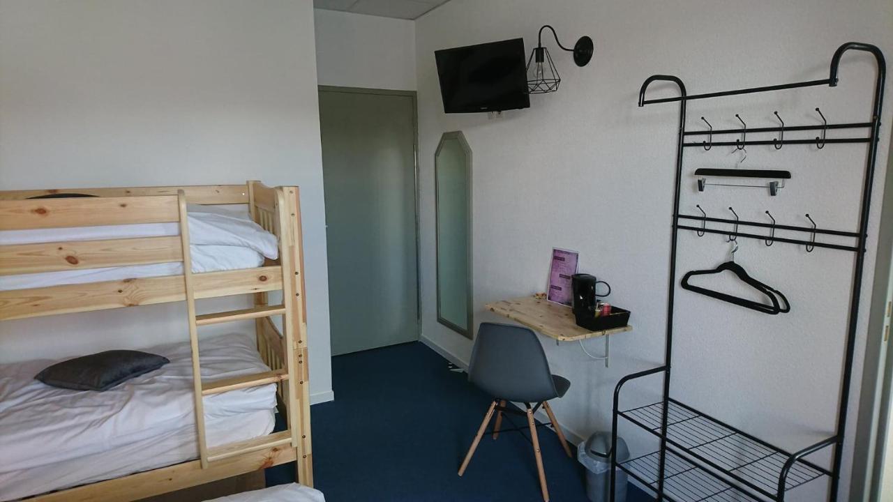 Hotel Les Deux Porches Verrieres  Экстерьер фото