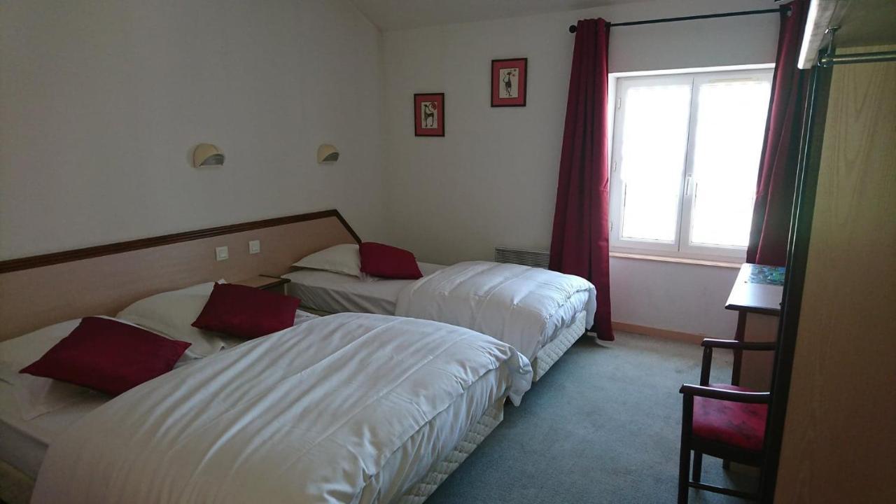 Hotel Les Deux Porches Verrieres  Экстерьер фото